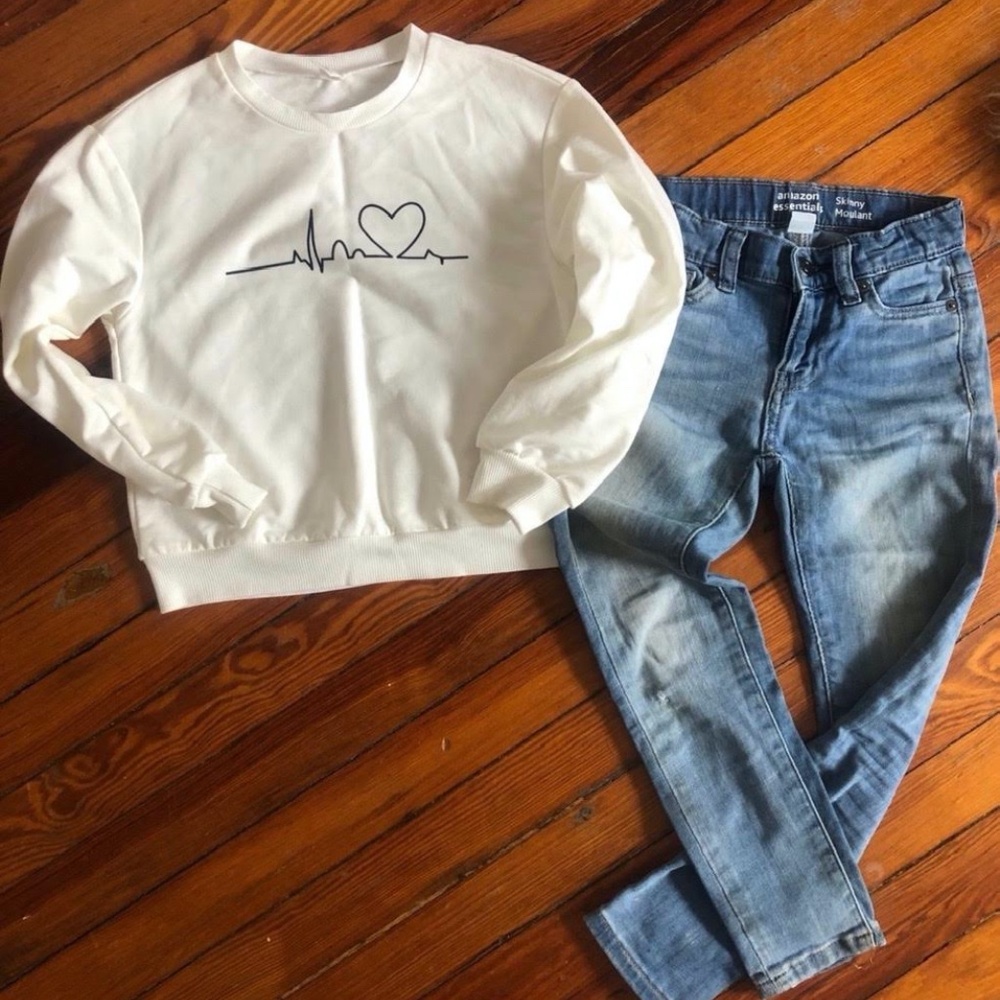 Shein Sweatshirt Size 10 with Heartbeat Graphic on Front - Picture 2 of 5